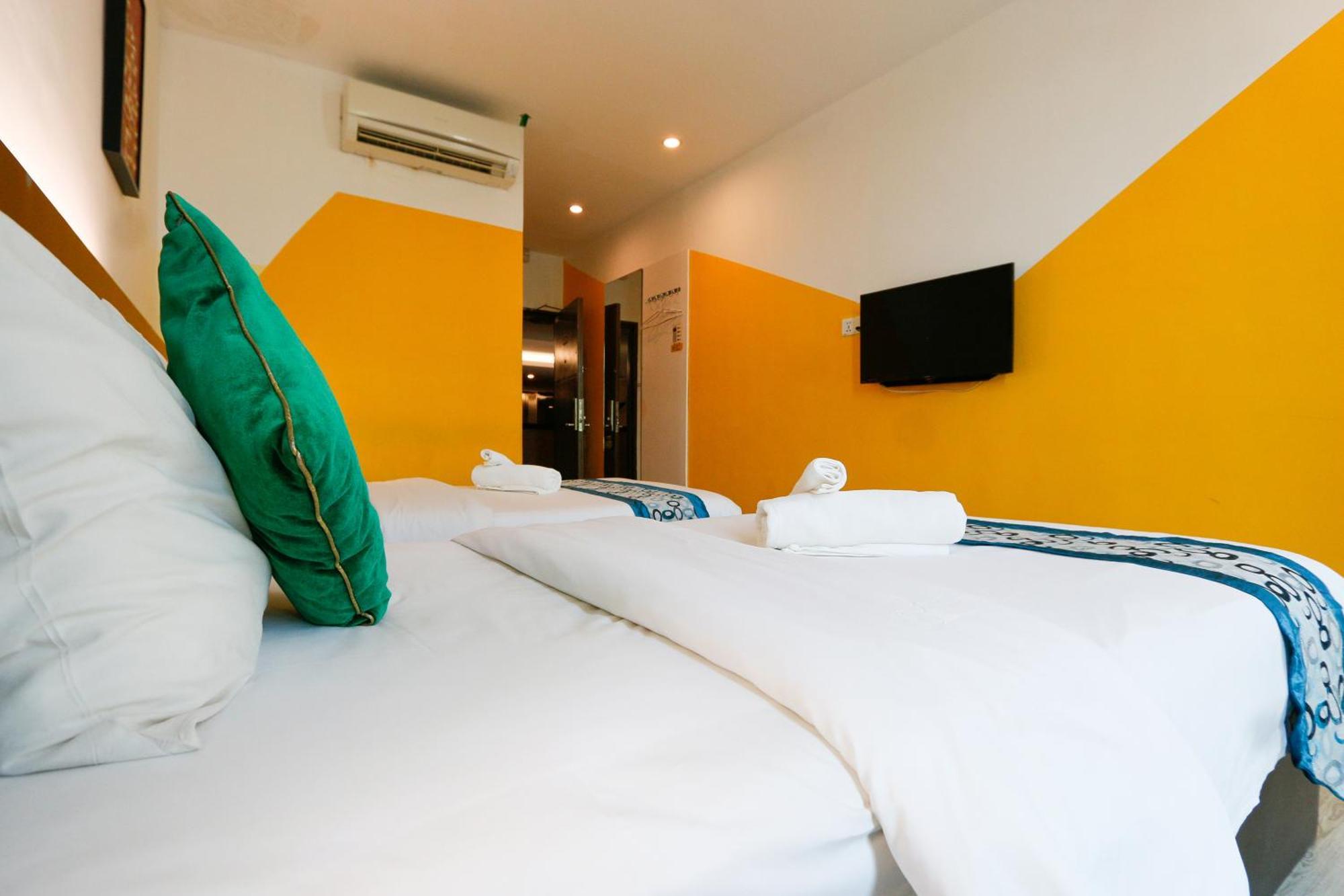 Golden Roof Hotel Ampang Ipoh Buitenkant foto