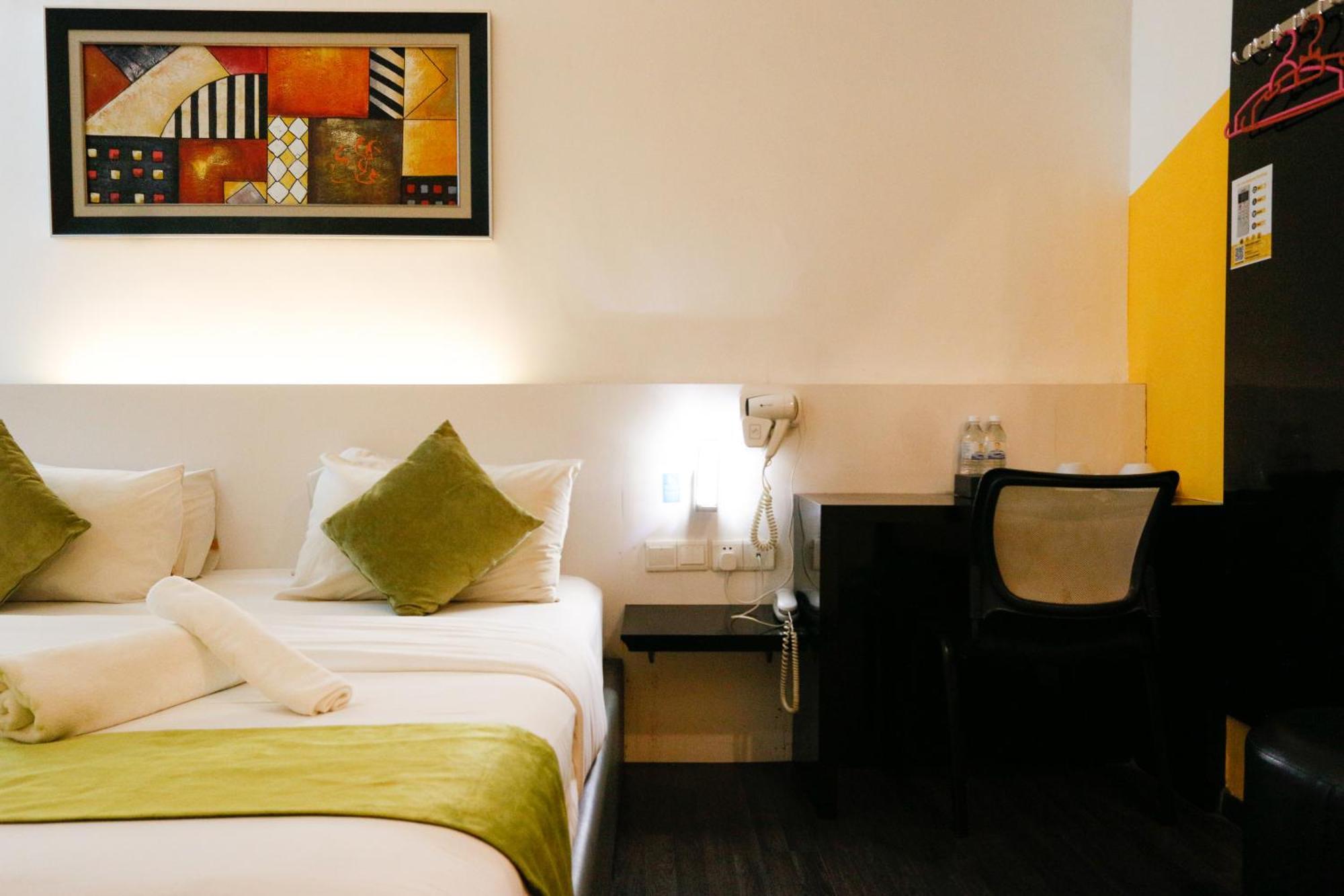Golden Roof Hotel Ampang Ipoh Buitenkant foto