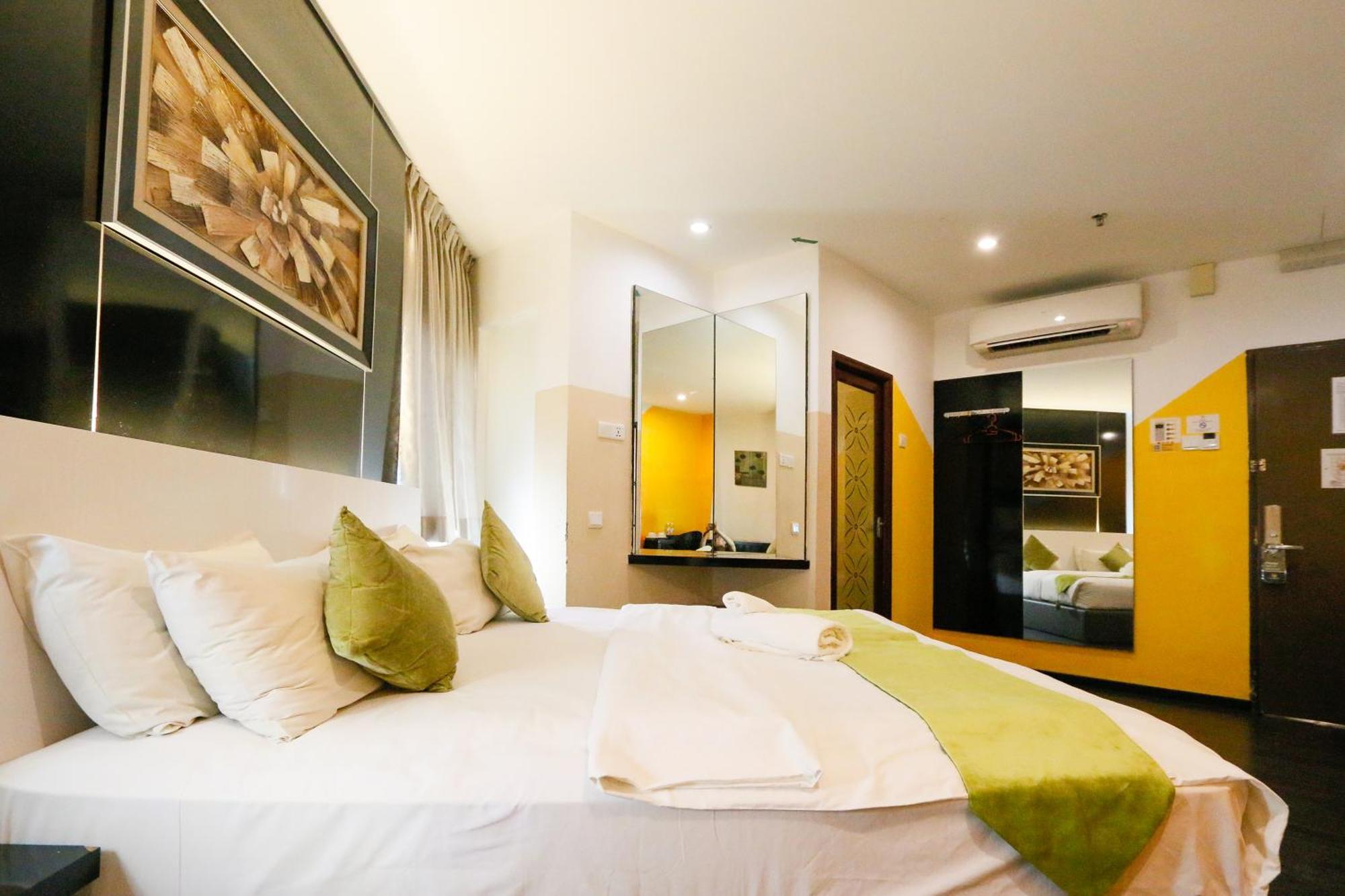 Golden Roof Hotel Ampang Ipoh Buitenkant foto